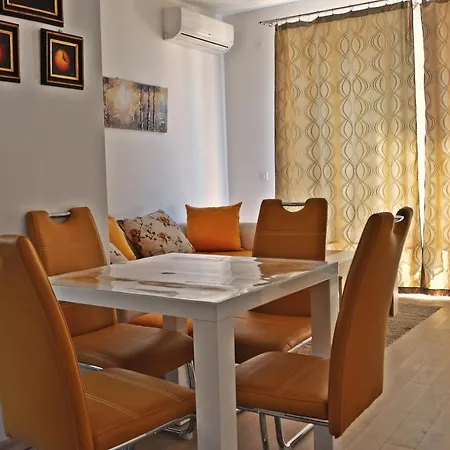 Apartament Modena Lux